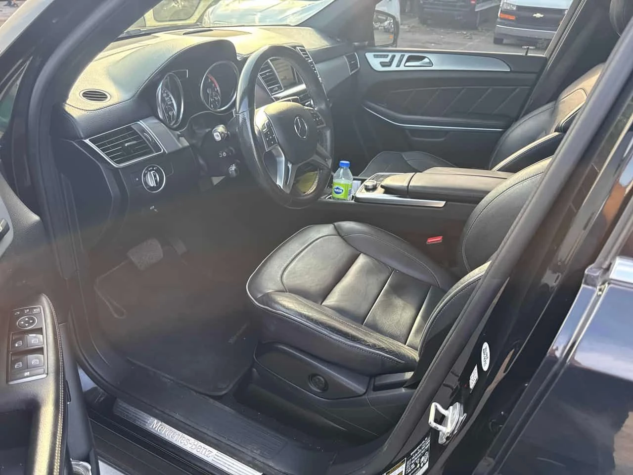 Mercedes-Benz GL * 350 BlueTEC* АВТОКРЕДИТ БЕЗ  ПЪРВОНАЧАЛНА ВНОСКА, снимка 5 - Автомобили и джипове - 55501446