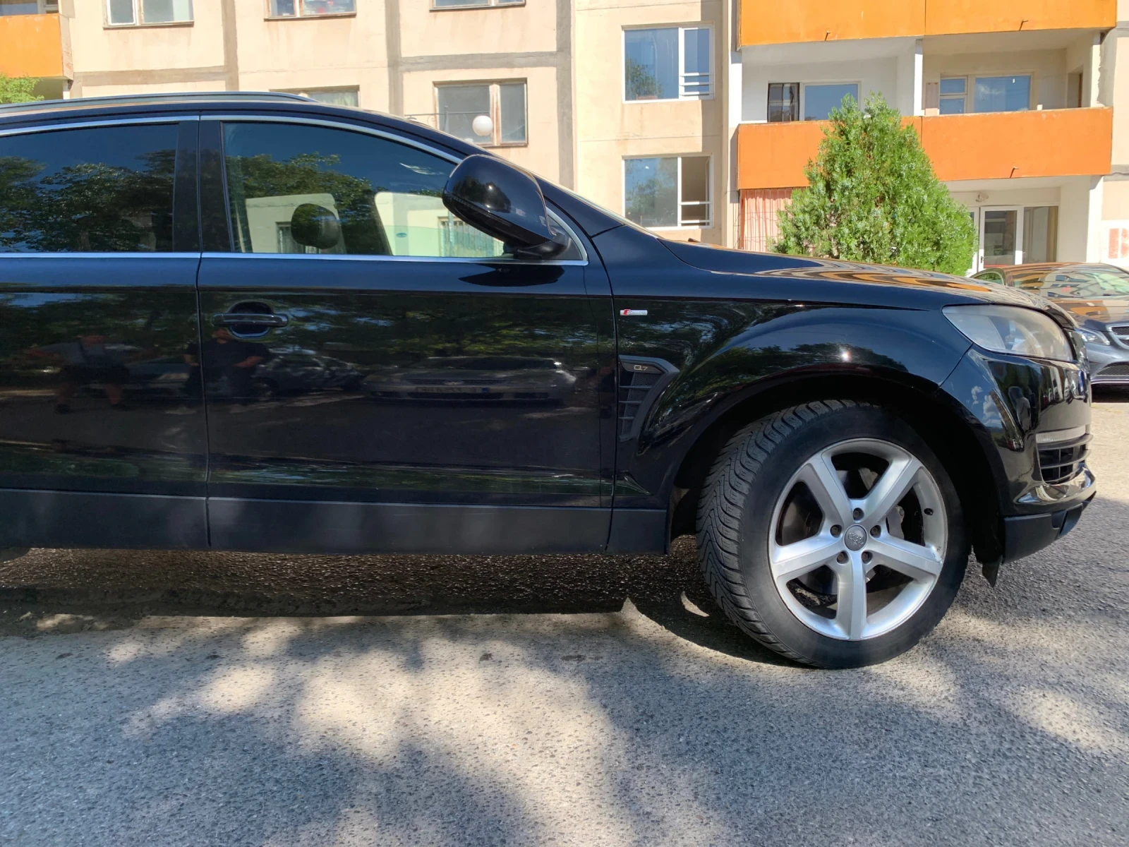 Audi Q7 S line, снимка 2 - Автомобили и джипове - 55727444