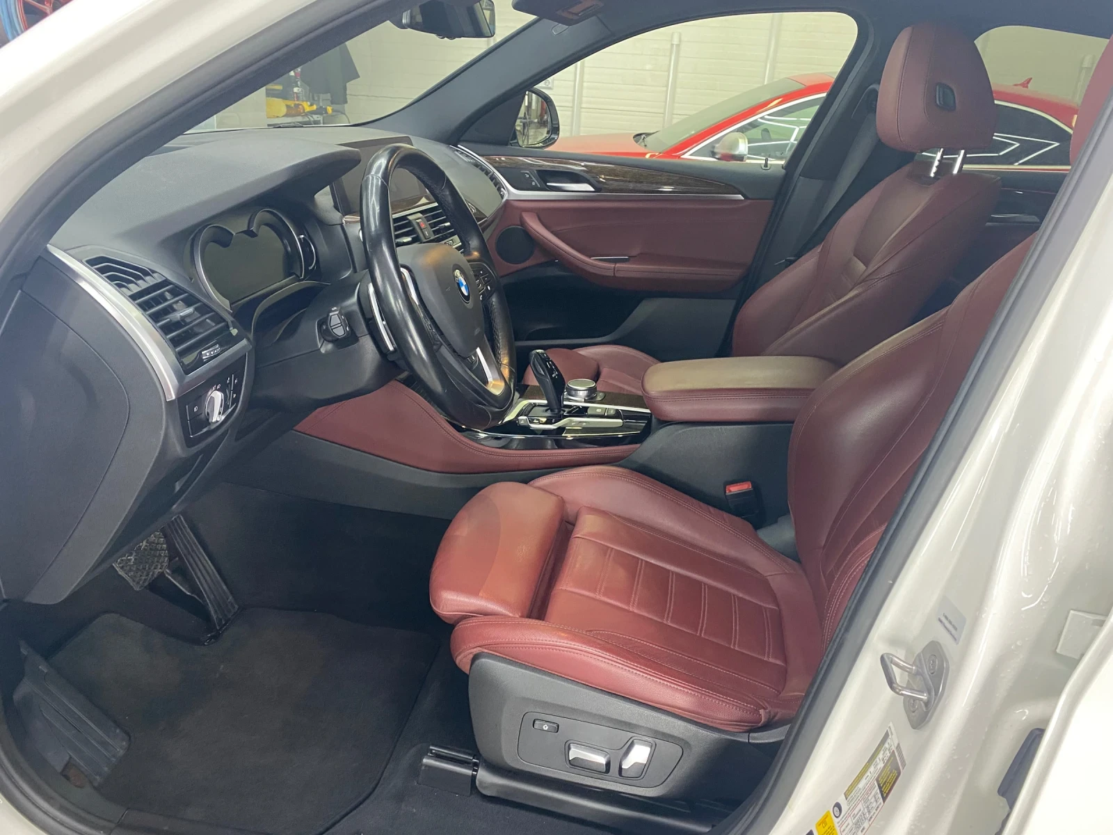 BMW X4 xDrive 30i * PANORAMA * камера, снимка 11 - Автомобили и джипове - 55982198