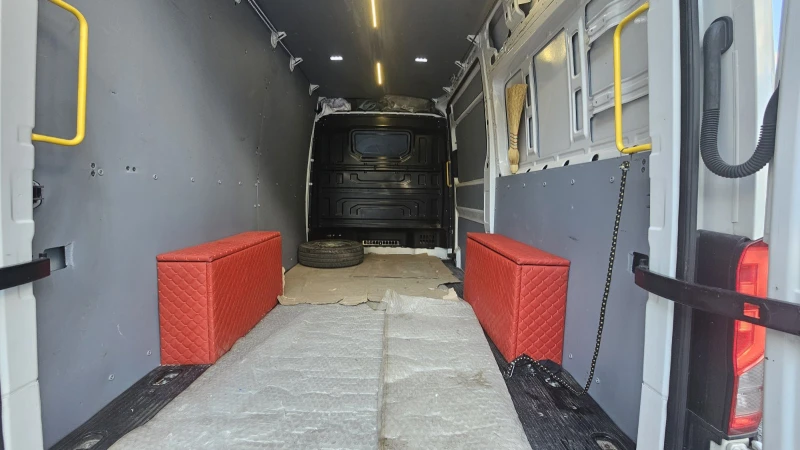 VW Crafter, снимка 5 - Бусове и автобуси - 51737358