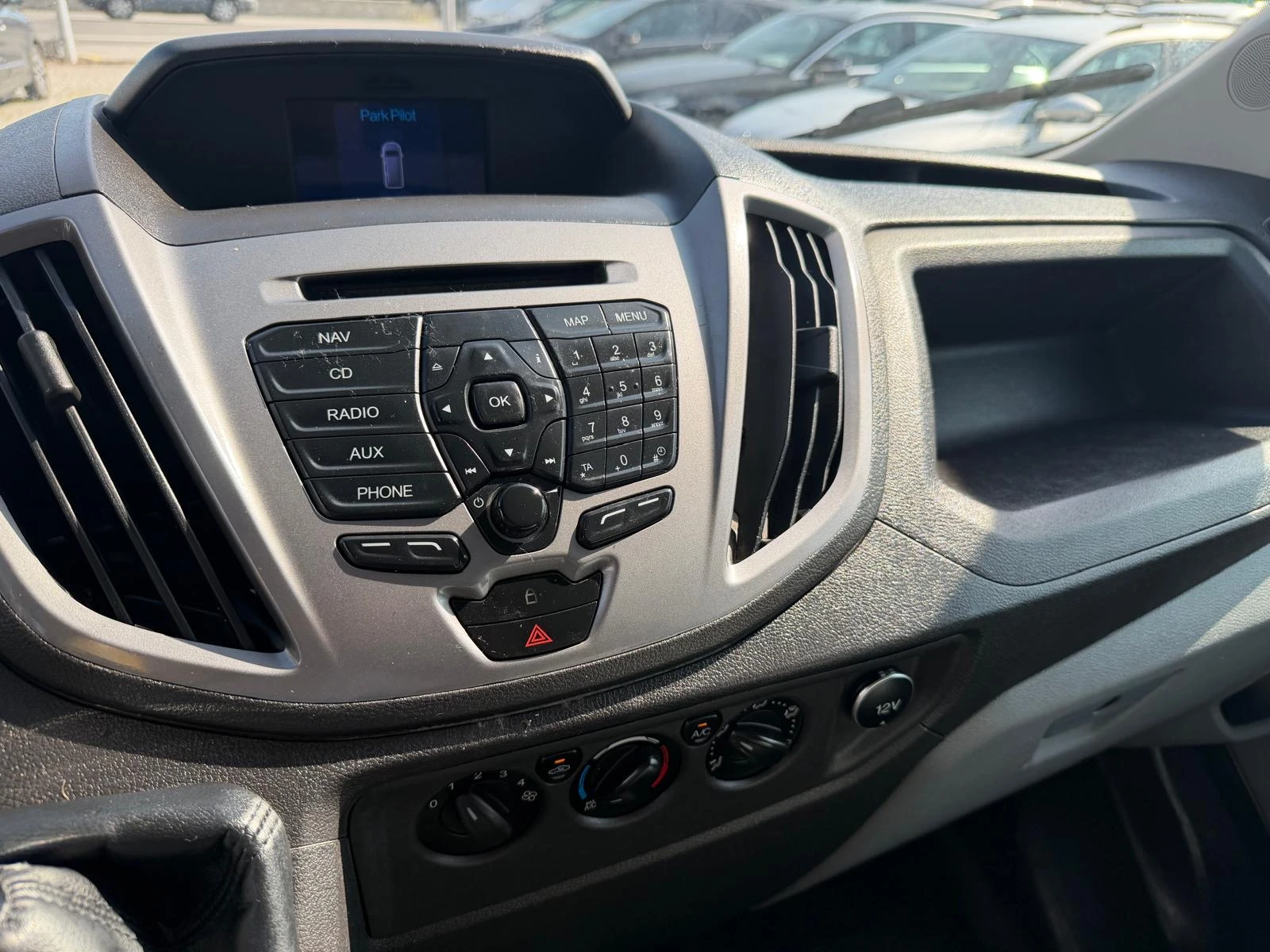 Ford Transit 2.2TDCI, снимка 10 - Бусове и автобуси - 54823541