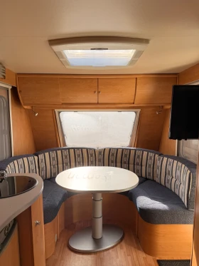 Каравана Sterckeman Климатик, форцелт, маркиза, солар, снимка 8 - Каравани и кемпери - 53657877