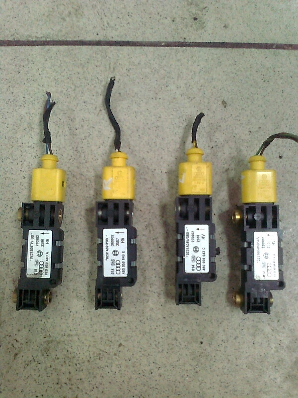 краш сензор за Ауди А6 2.5тди куатро