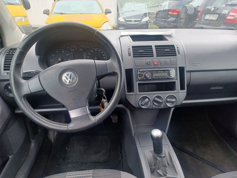 VW Polo 1.2, снимка 4 - Автомобили и джипове - 47929361