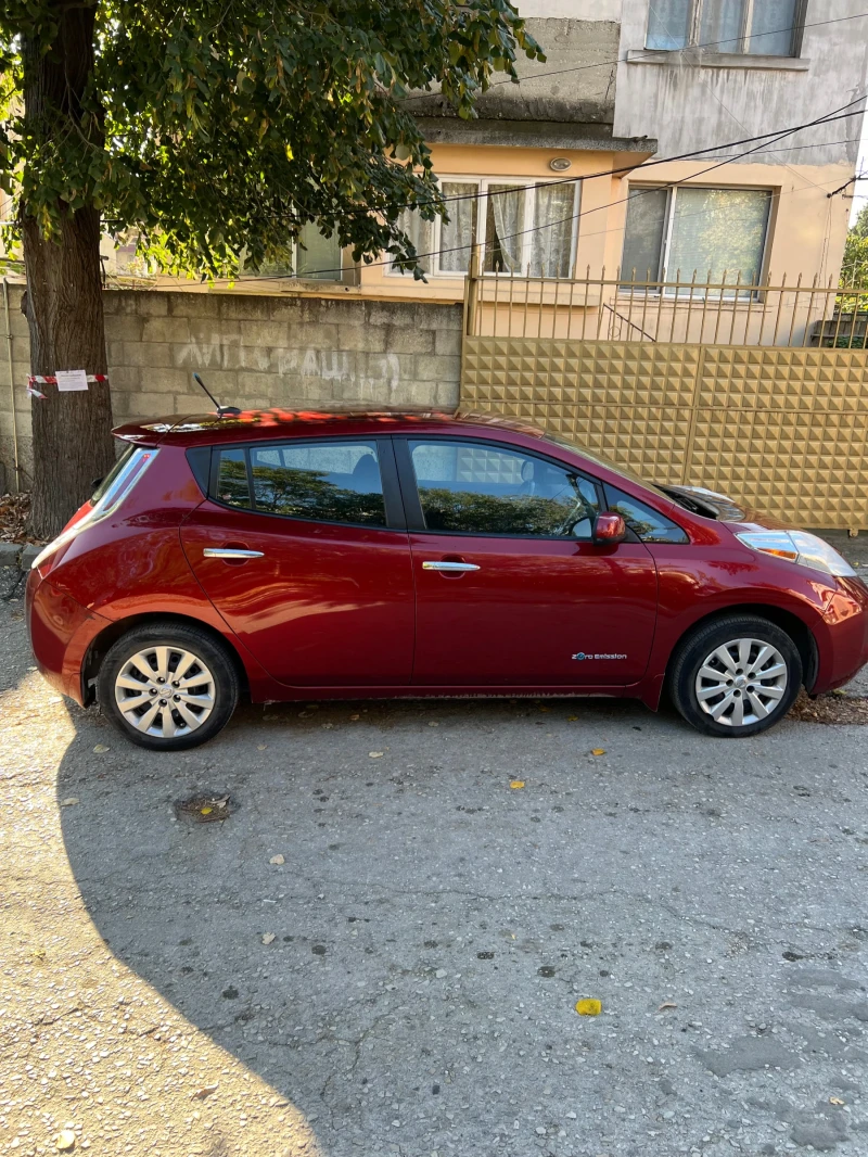 Nissan Leaf , снимка 2 - Автомобили и джипове - 47665325