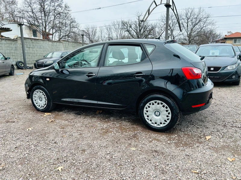 Seat Ibiza 1.4tdi НАВИ, снимка 4 - Автомобили и джипове - 48346447