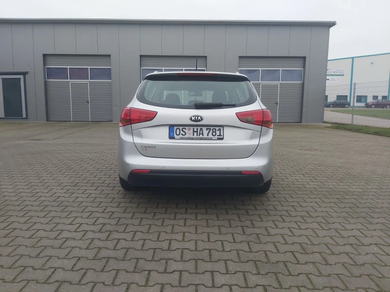 Kia Ceed 1.4 ГАЗ-БЕНЗИН 6 СКОРОСТИ , снимка 5 - Автомобили и джипове - 48423162