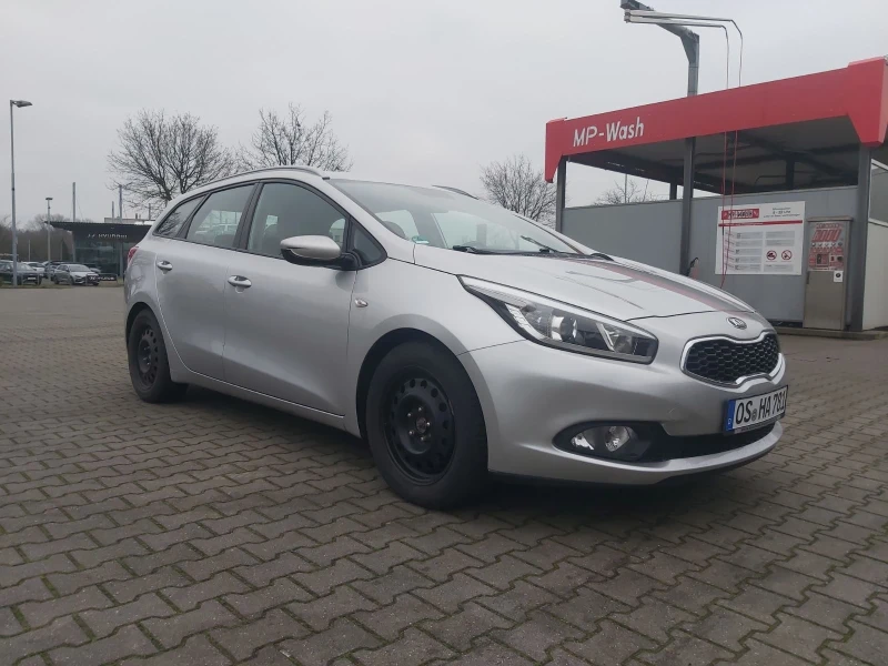 Kia Ceed 1.4 ГАЗ-БЕНЗИН 6 СКОРОСТИ , снимка 1 - Автомобили и джипове - 48734610