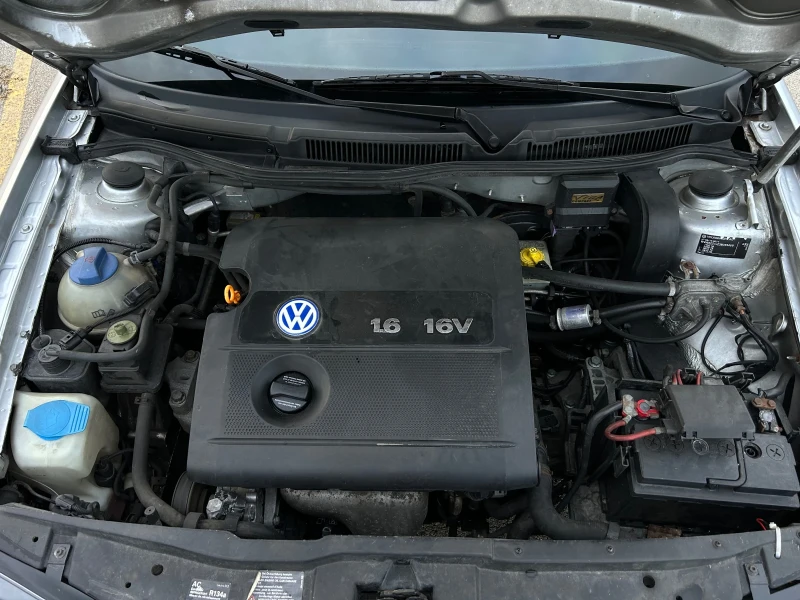 VW Golf 1.6i 16v Газ/бензин , снимка 12 - Автомобили и джипове - 48519326