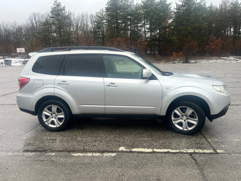 Subaru Forester 2.5XT/231кс./ОБСЛУЖЕНА ОТ-ДО:/ GAZ, снимка 4 - Автомобили и джипове - 49169216