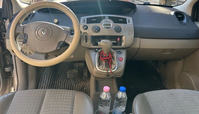 Renault Scenic 2.0, Автоматик, Газ, Печка-webasto, снимка 7 - Автомобили и джипове - 49394525