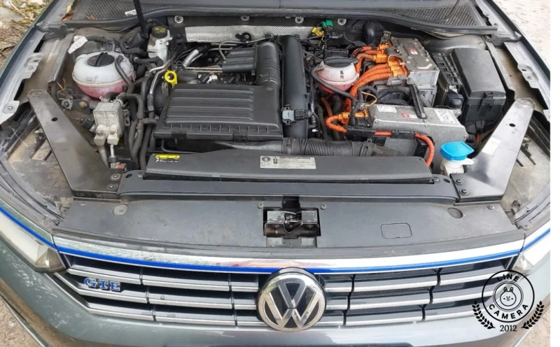 VW Passat Gte Plug-In-Hybrid 1.4 TSI, снимка 9 - Автомобили и джипове - 50489777