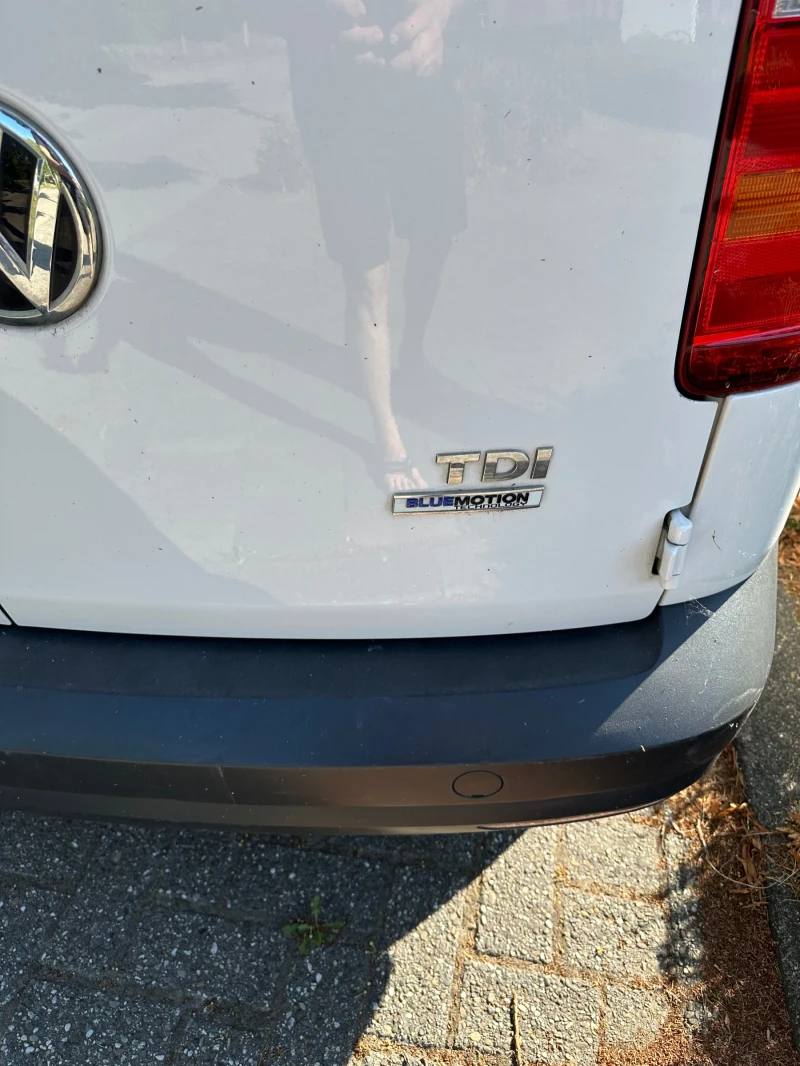 VW Caddy 2.0 TDI, снимка 4 - Автомобили и джипове - 52268435