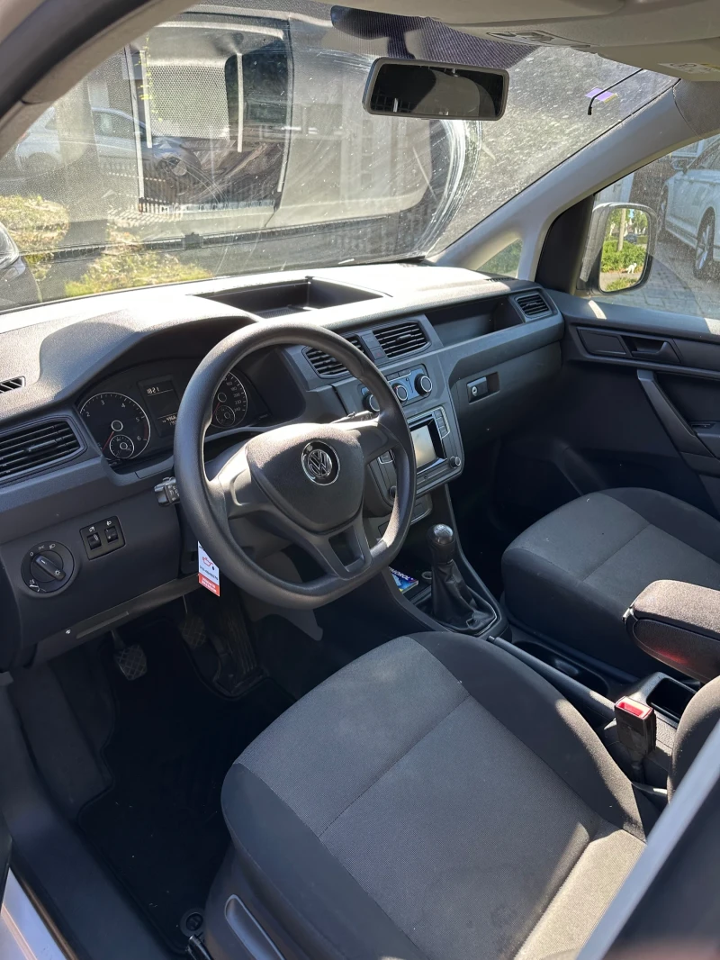 VW Caddy 2.0 TDI, снимка 2 - Автомобили и джипове - 52268435