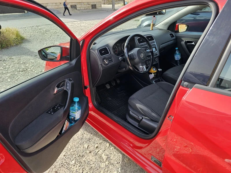 VW Polo, снимка 5 - Автомобили и джипове - 52318647