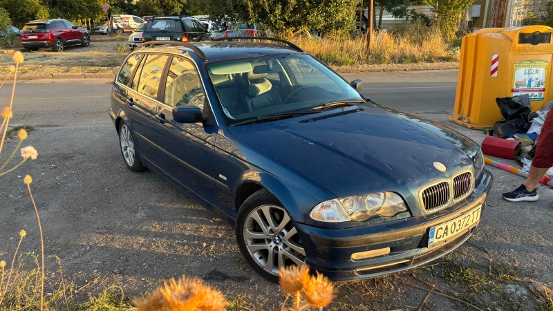 BMW 330 i, снимка 4 - Автомобили и джипове - 52587758