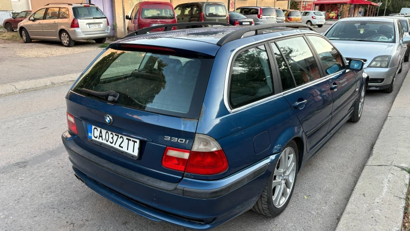 BMW 330 i, снимка 3 - Автомобили и джипове - 52587758