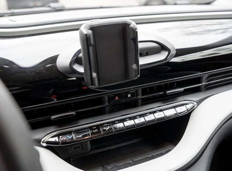 Fiat 500e Action 23, 8 kWh, снимка 12 - Автомобили и джипове - 52688124