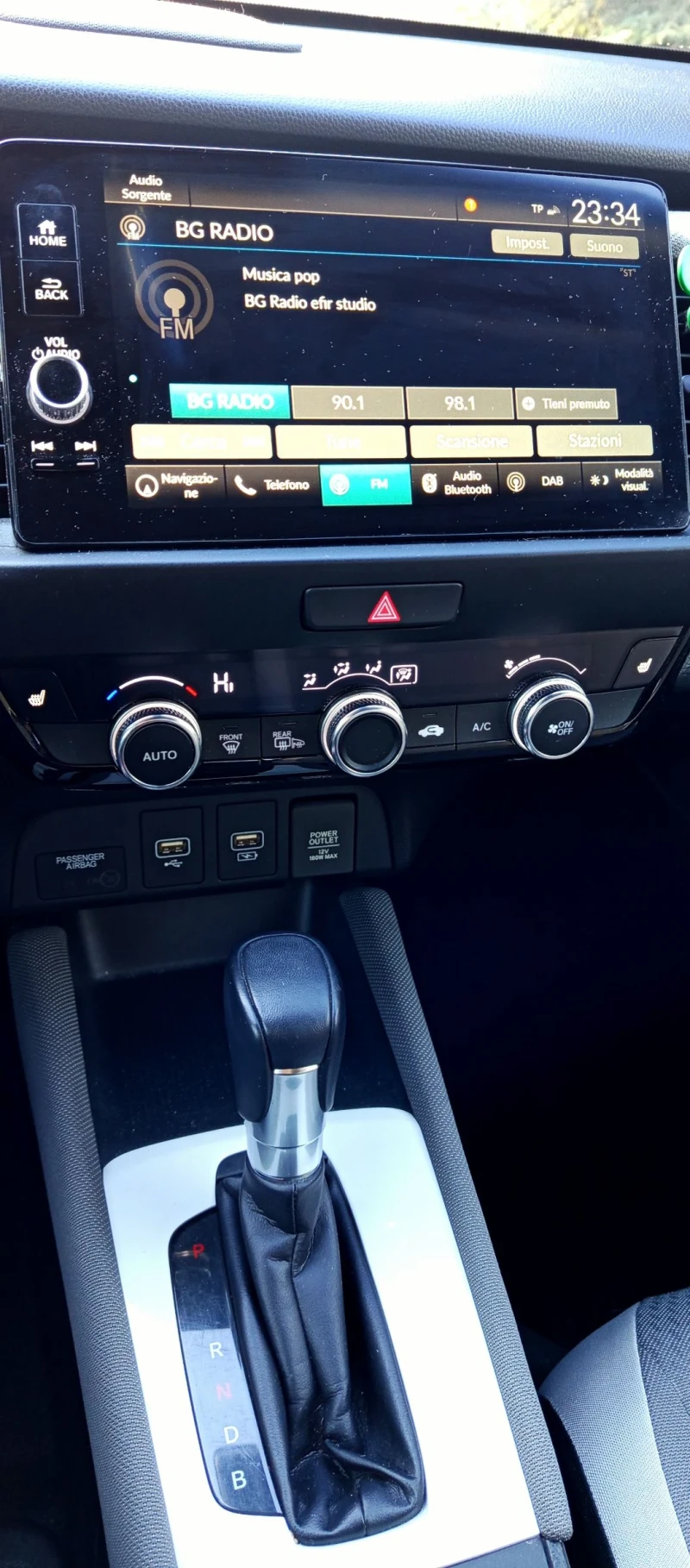 Honda Jazz CROSSTAR HIBRYD E-HEV, Power by Japan, снимка 14 - Автомобили и джипове - 52771670