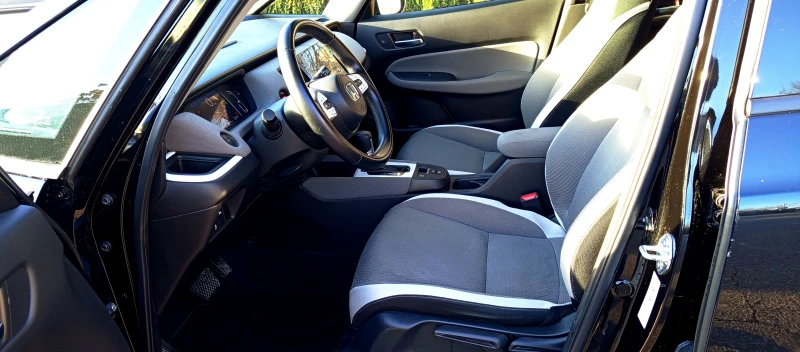 Honda Jazz CROSSTAR HIBRYD E-HEV, Power by Japan, снимка 3 - Автомобили и джипове - 52771670