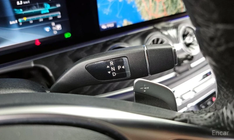 Mercedes-Benz E 220, снимка 9 - Автомобили и джипове - 52885217