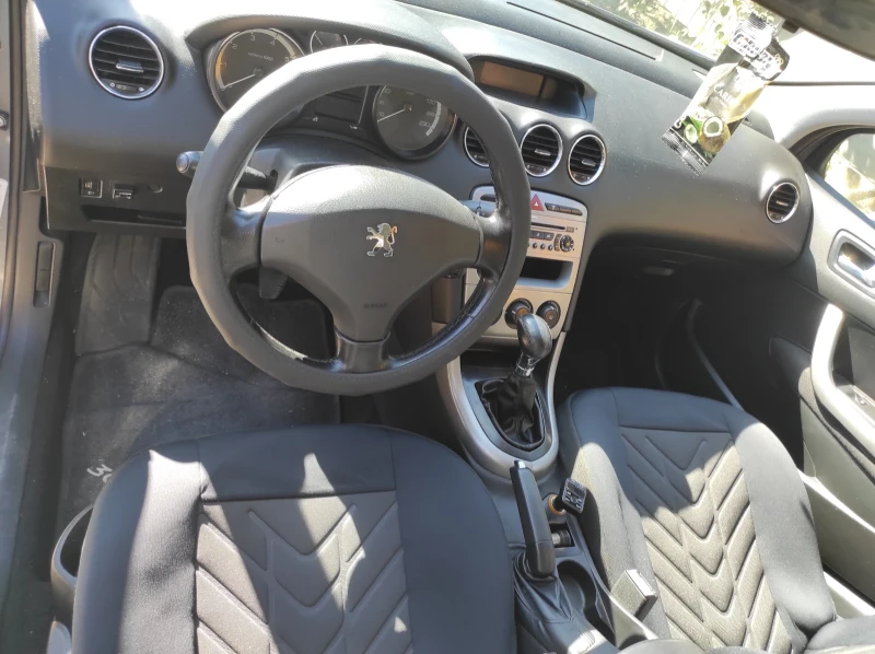 Peugeot 308 1.6i 120k, снимка 5 - Автомобили и джипове - 53274796