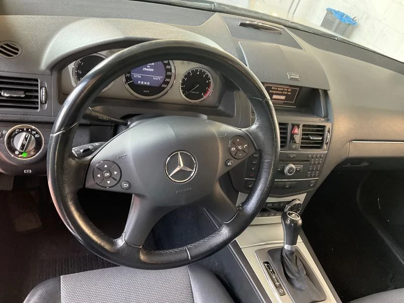 Mercedes-Benz C 180  C 180 Kompressor T BlueEfficiency Avantgarde, снимка 3 - Автомобили и джипове - 47961261