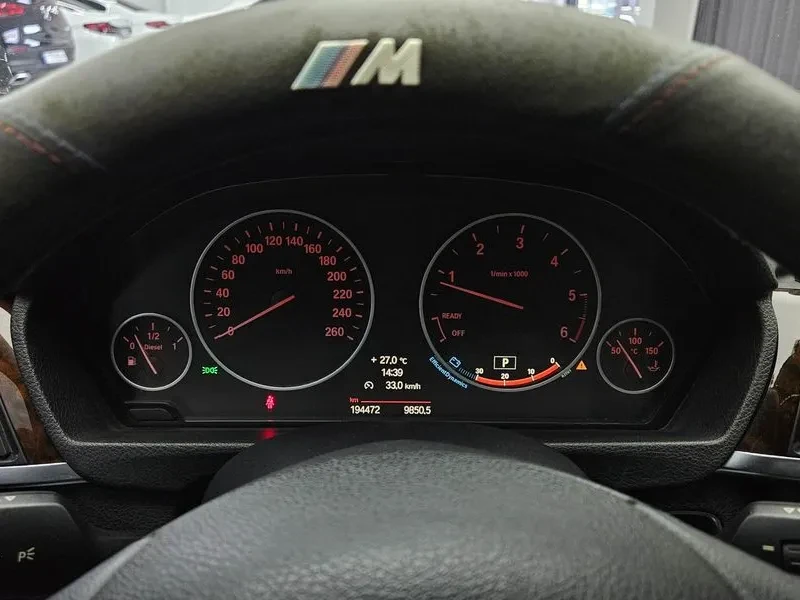 BMW 320 d, снимка 8 - Автомобили и джипове - 54589645