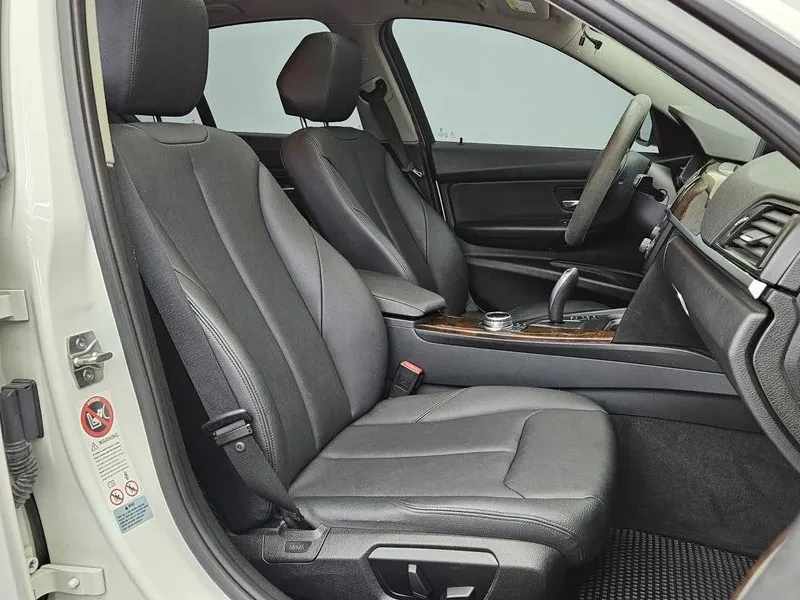 BMW 320 d, снимка 11 - Автомобили и джипове - 54589645