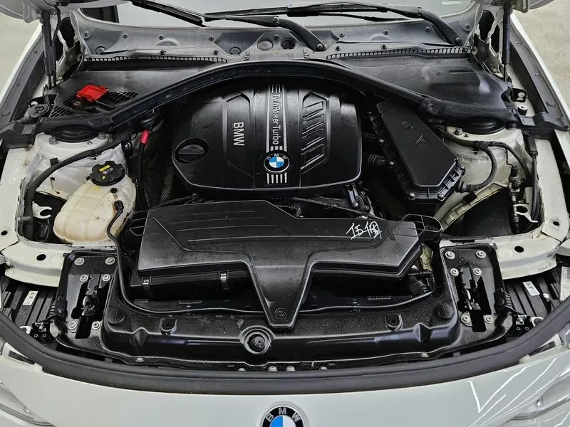 BMW 320 d, снимка 6 - Автомобили и джипове - 54589645