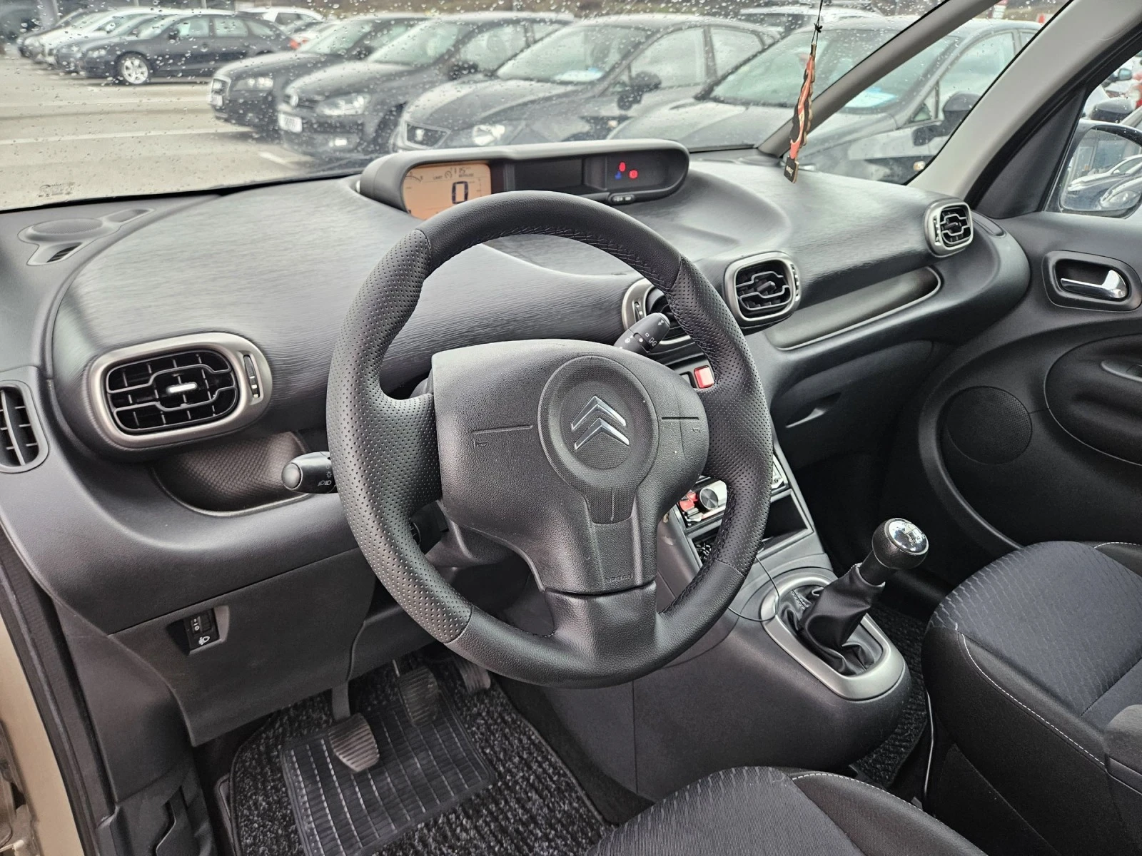 Citroen C3 Picasso 1.6 HDI  | Mobile.bg � ����������� 12