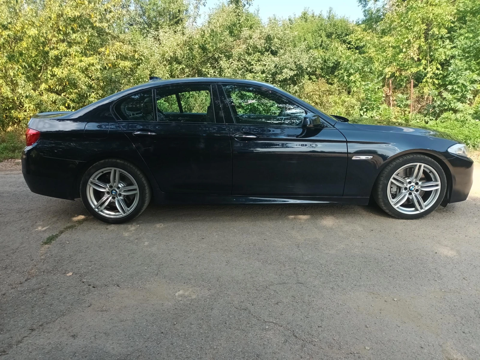 BMW 550 M550d xDrive - изображение 3