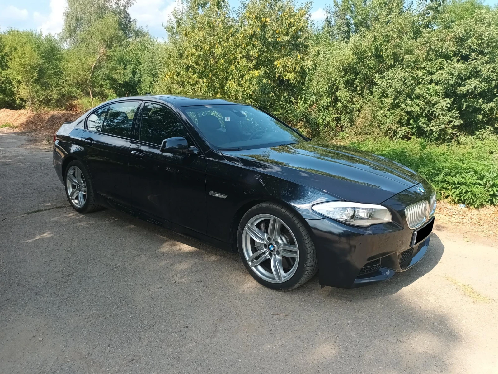 BMW 550 M550d xDrive - изображение 7