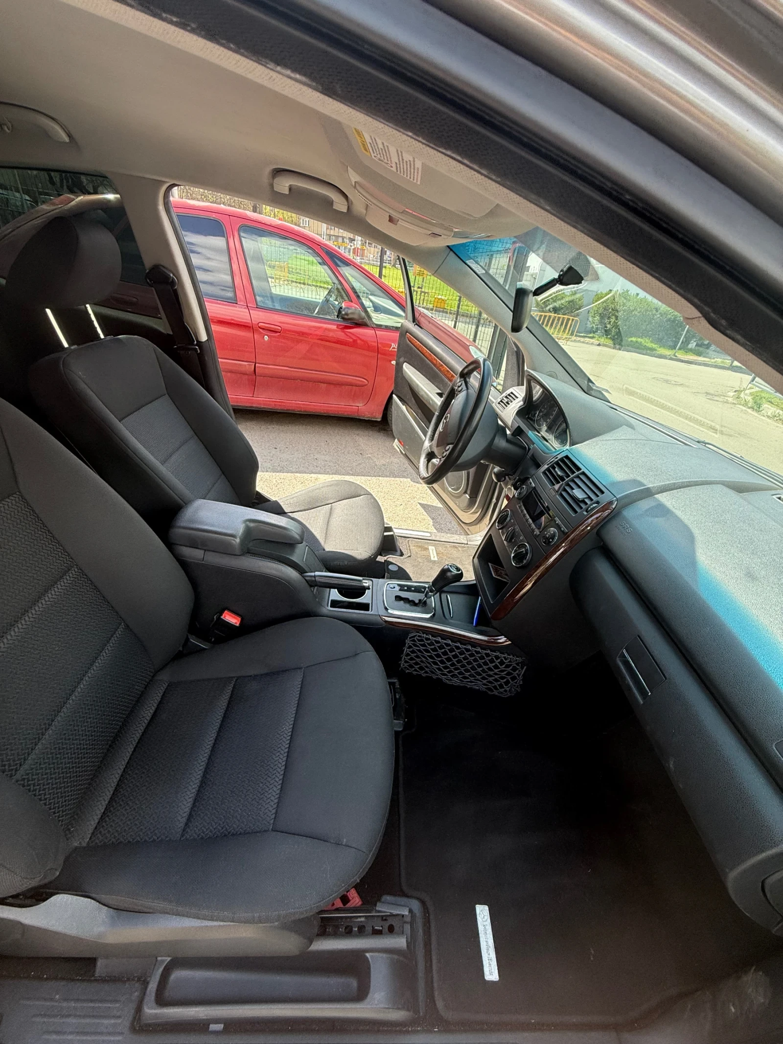 Mercedes-Benz A 180  - изображение 9