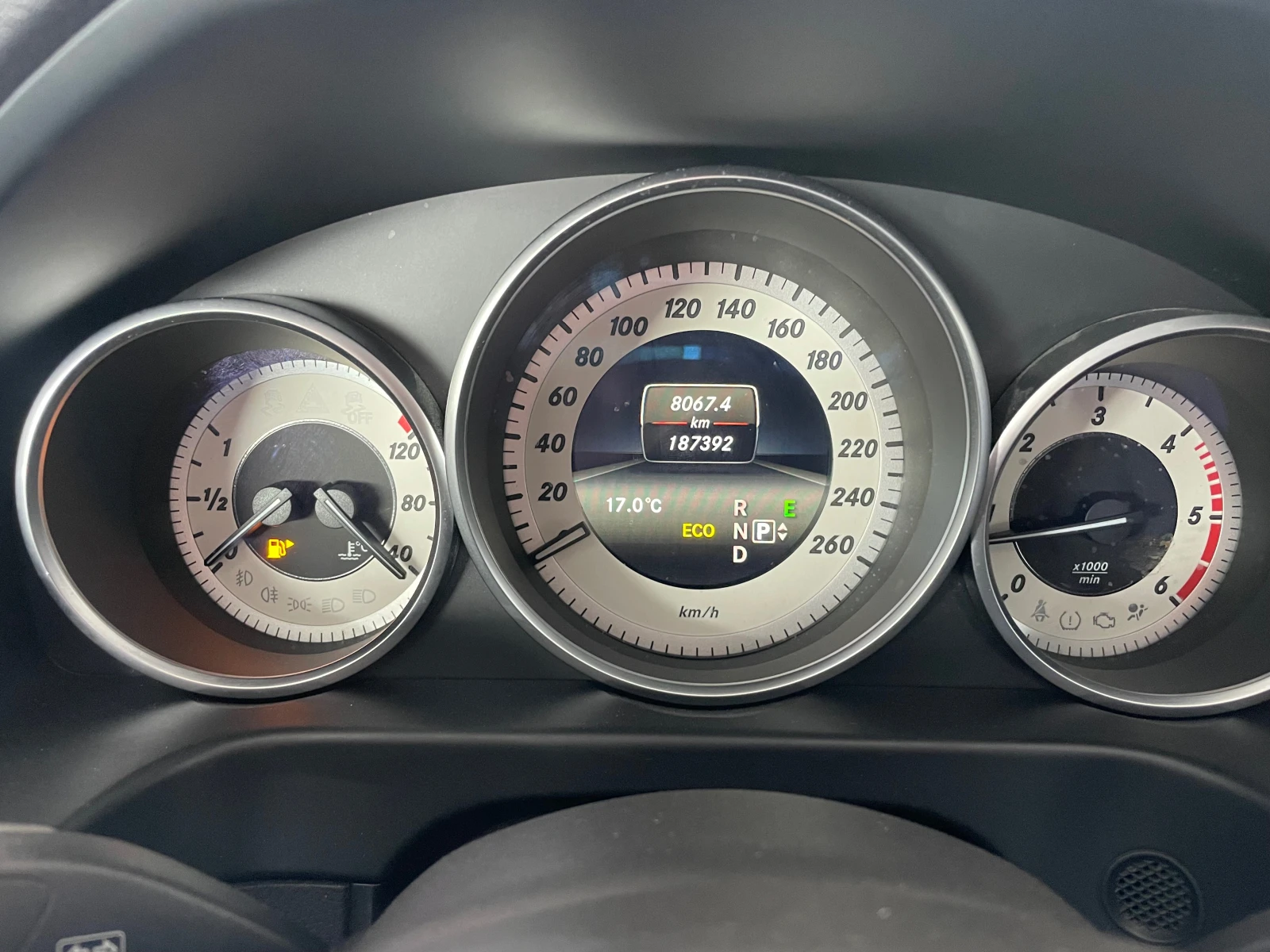 Mercedes-Benz E 250 2.5BLUETEC-EURO-6B-LED--AVANTGARDE | Mobile.bg   11