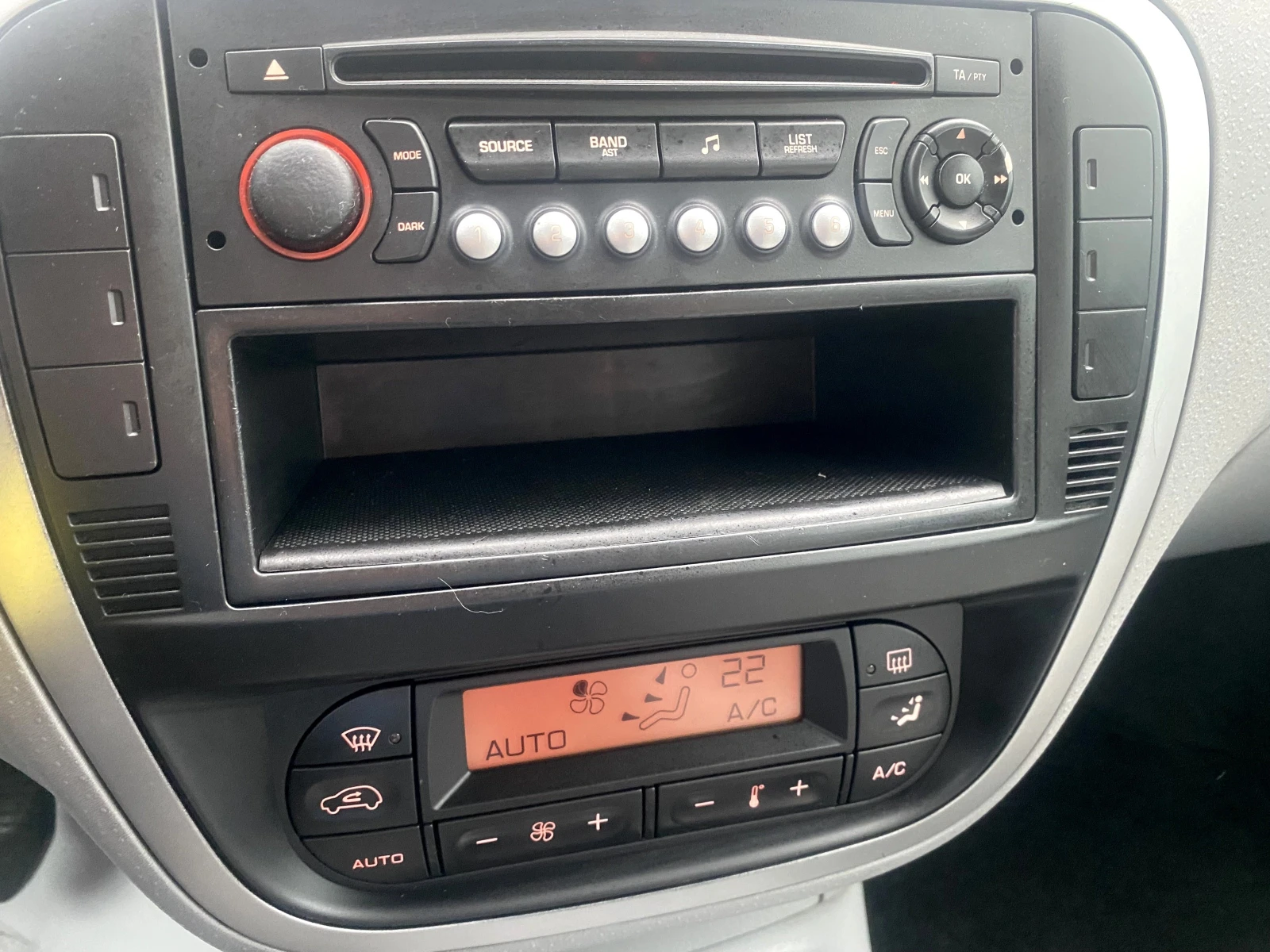 Citroen C3 1.4i Exclusive ГАЗ---БОНБОН--- - изображение 8