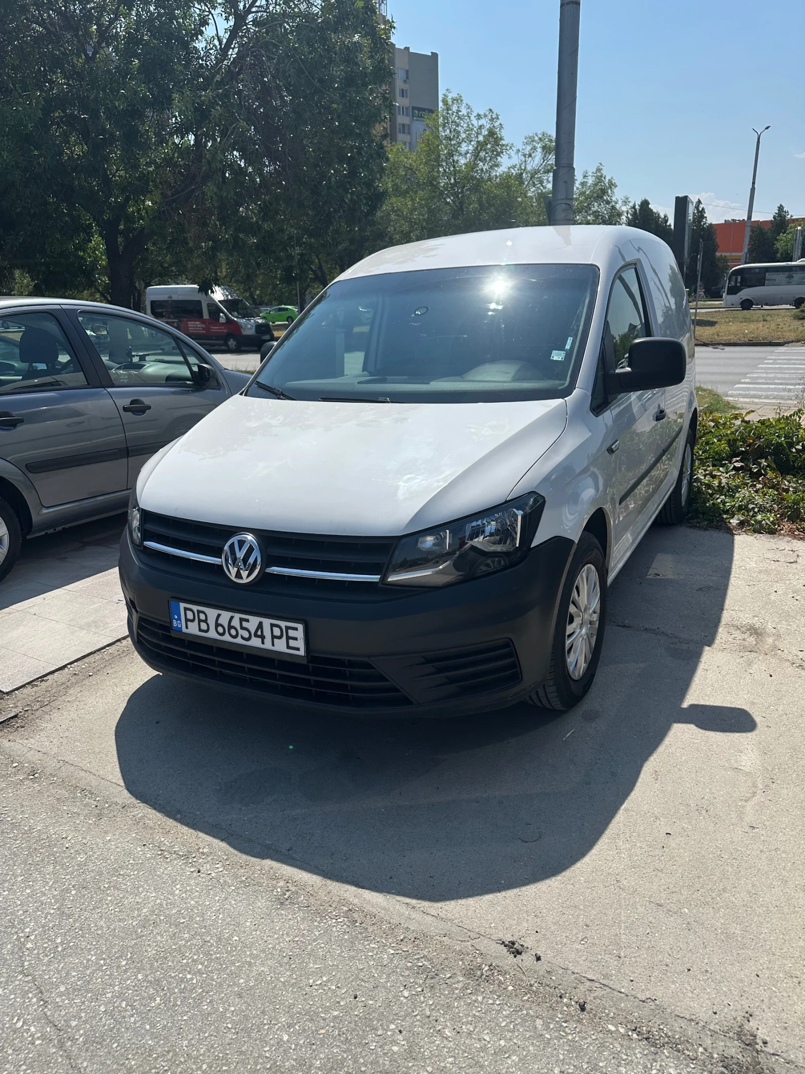 VW Caddy 2.0 TDI - изображение 10