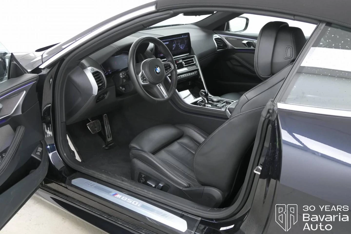 BMW 850 M850i xDrive Cabrio Sportautomatic - изображение 5
