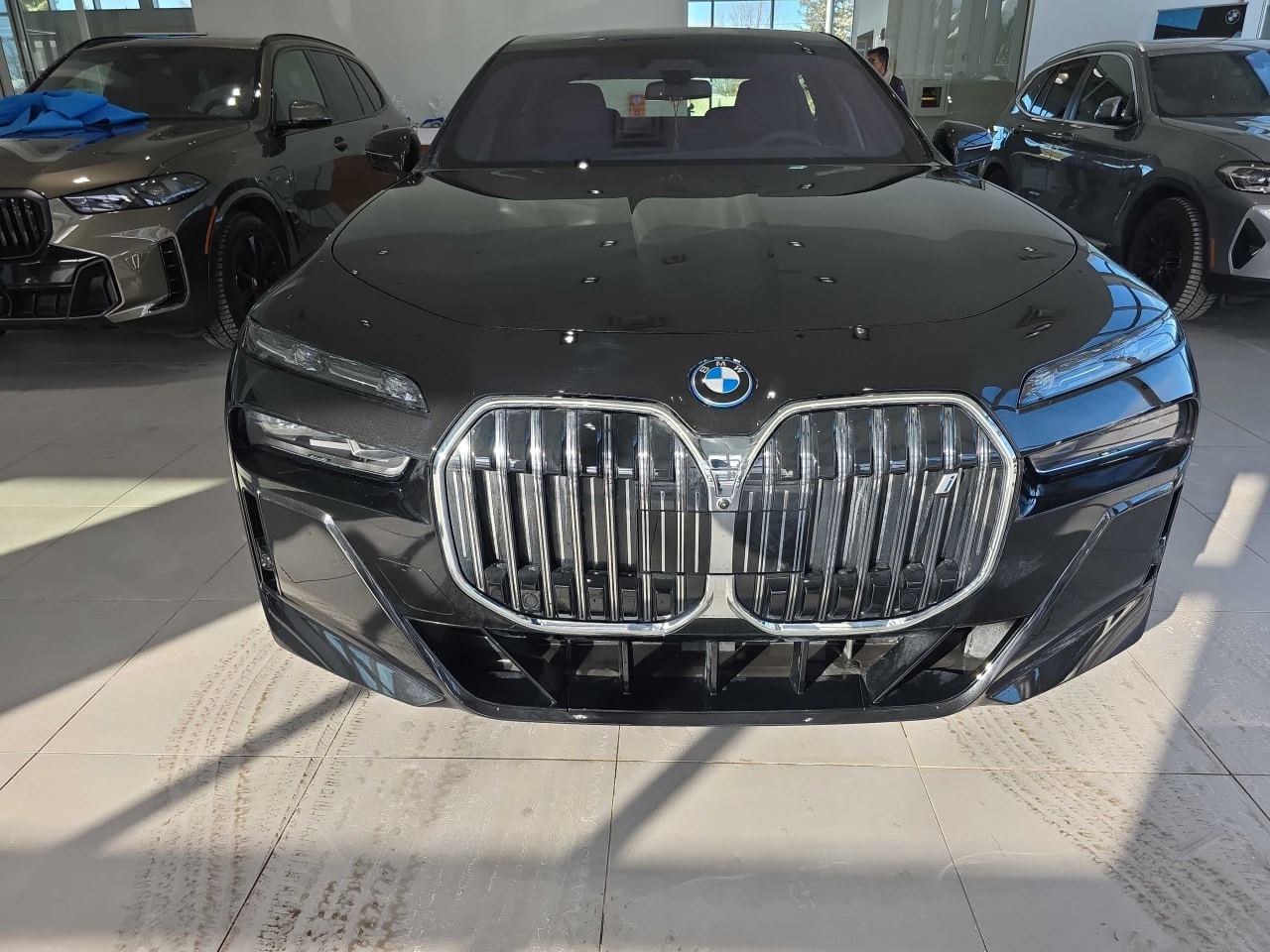 BMW i7 CARFAX* АВТОФИНАНСИРАНЕ БЕЗ ПЪРВОНАЧАЛНА ВНОСКА - изображение 6