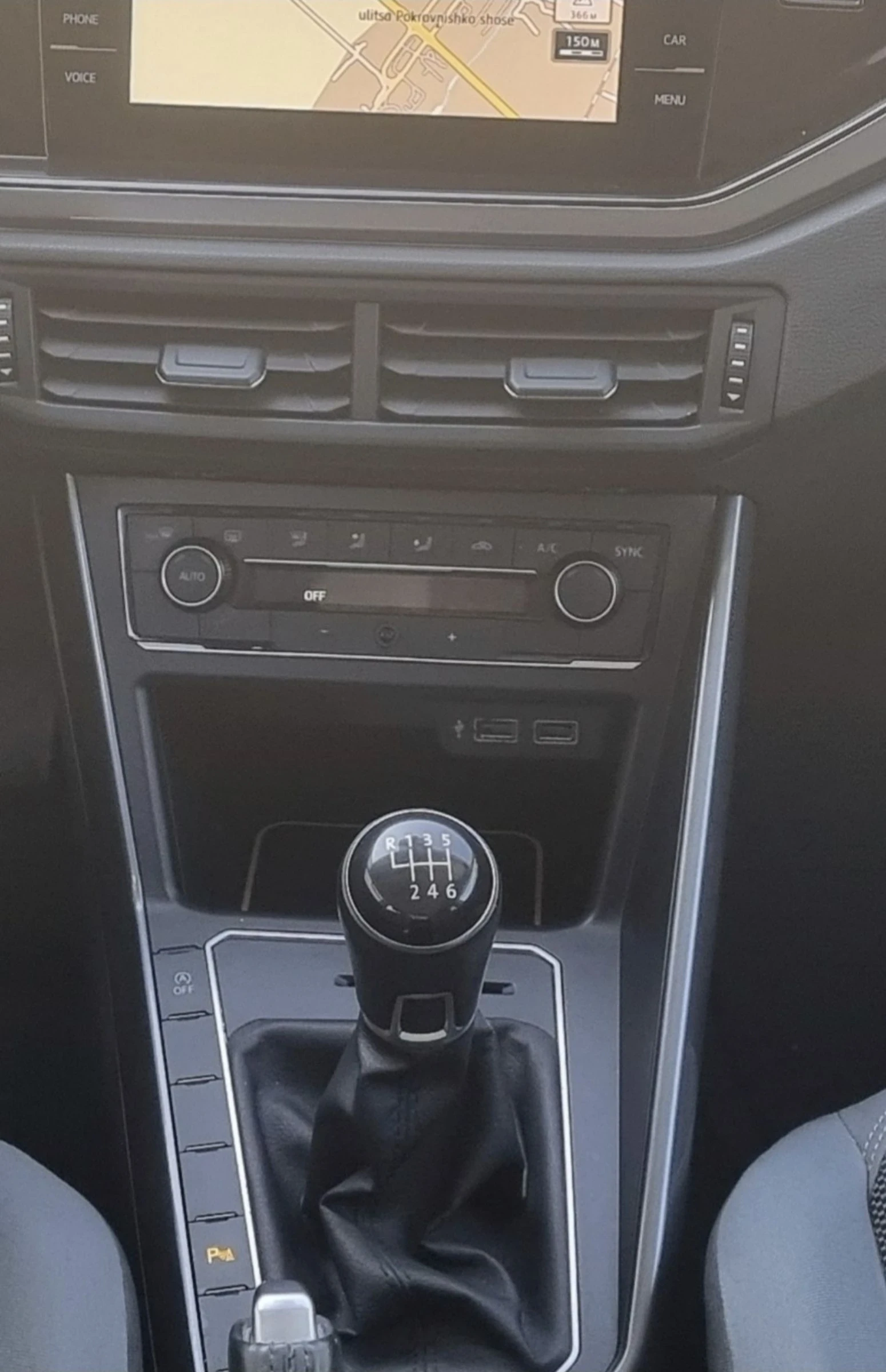 VW Polo 1.0TSI 116к.с. 6ск. 58 000км Euro 6d-temp  - изображение 10