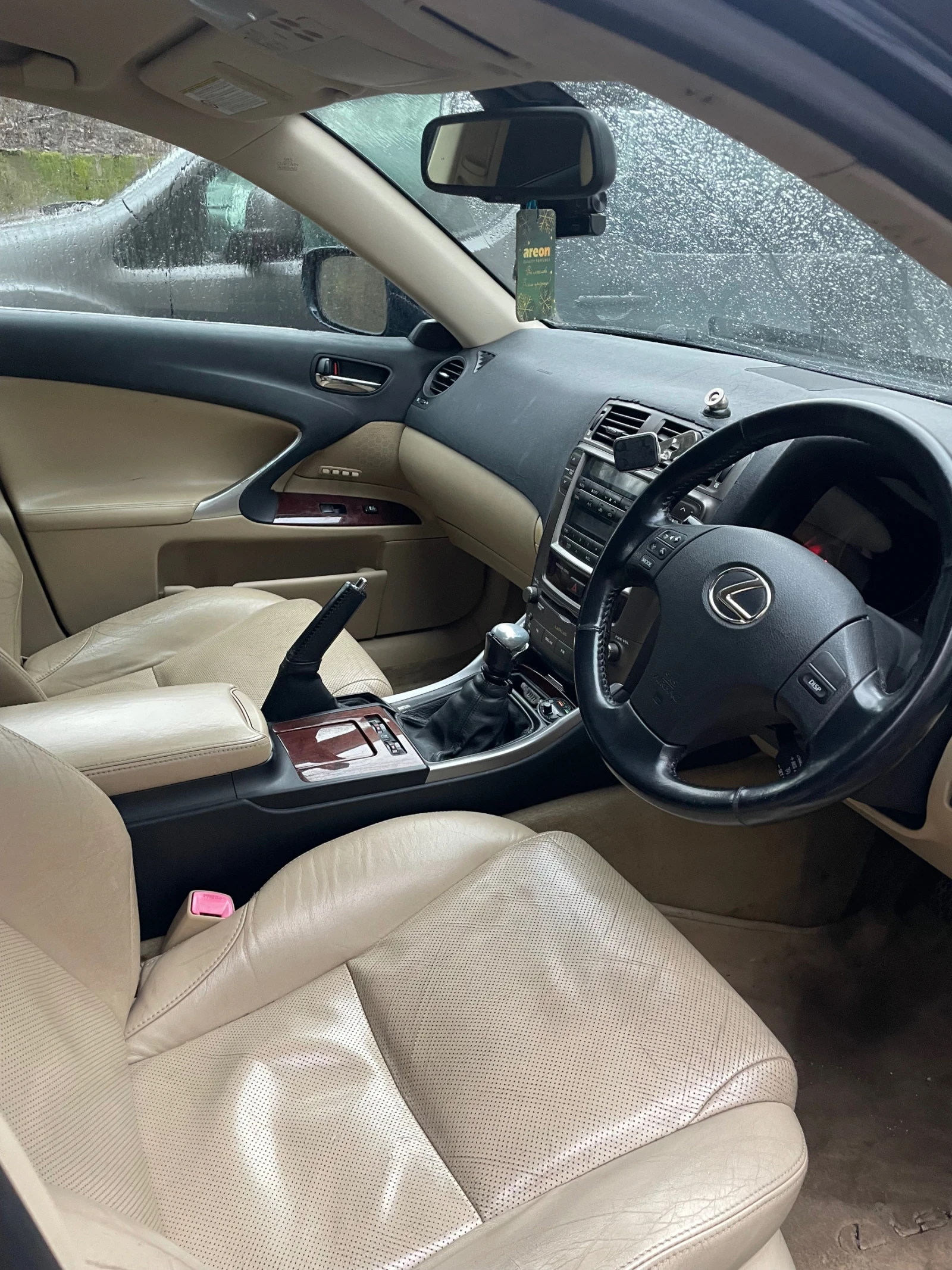 Lexus IS 220d | Mobile.bg � ����������� 4