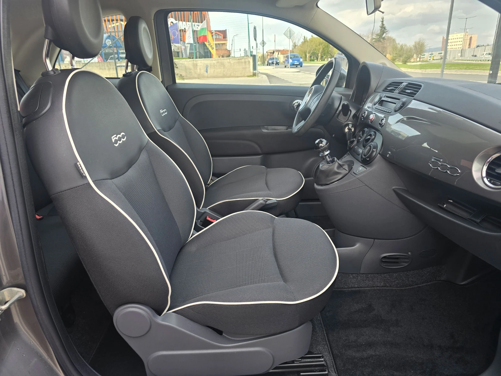 Fiat 500 1.2i / Panorama, снимка 11 - Автомобили и джипове - 54239442