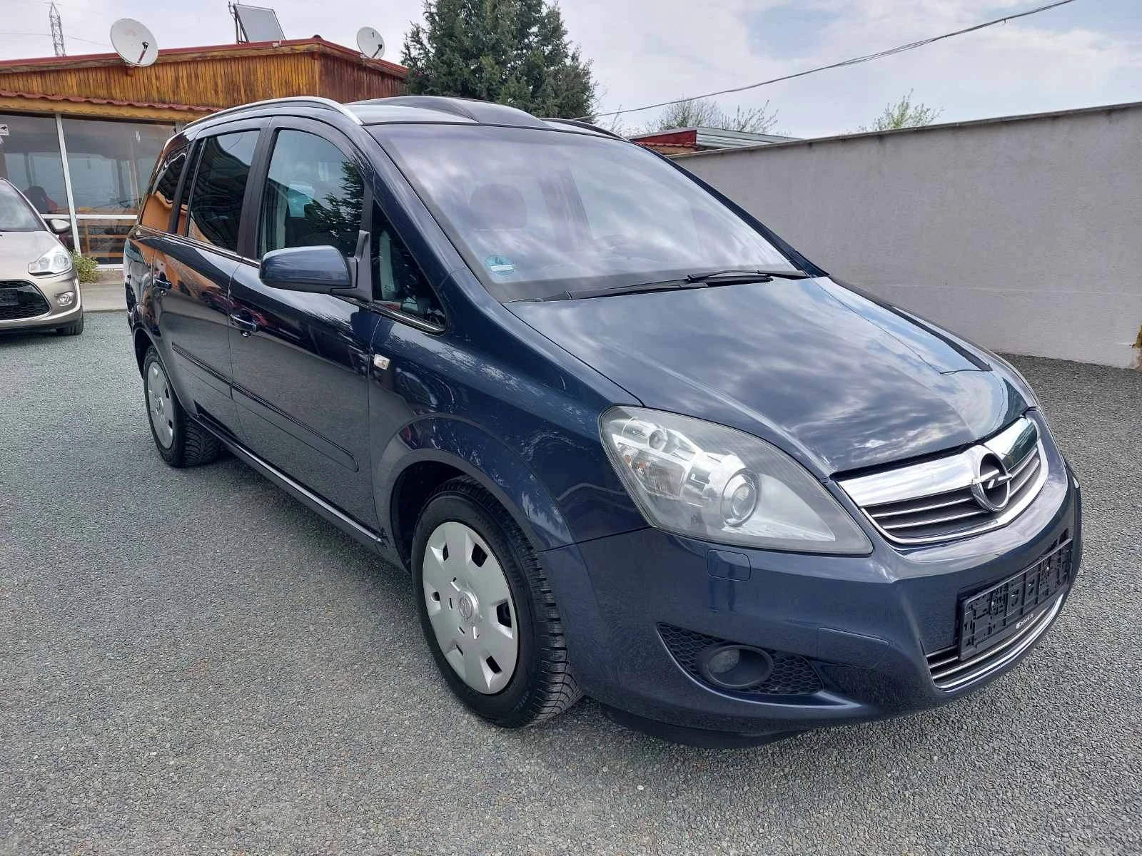 Opel Zafira 1.8i, става за газ, 7м, снимка 3 - Автомобили и джипове - 54353209