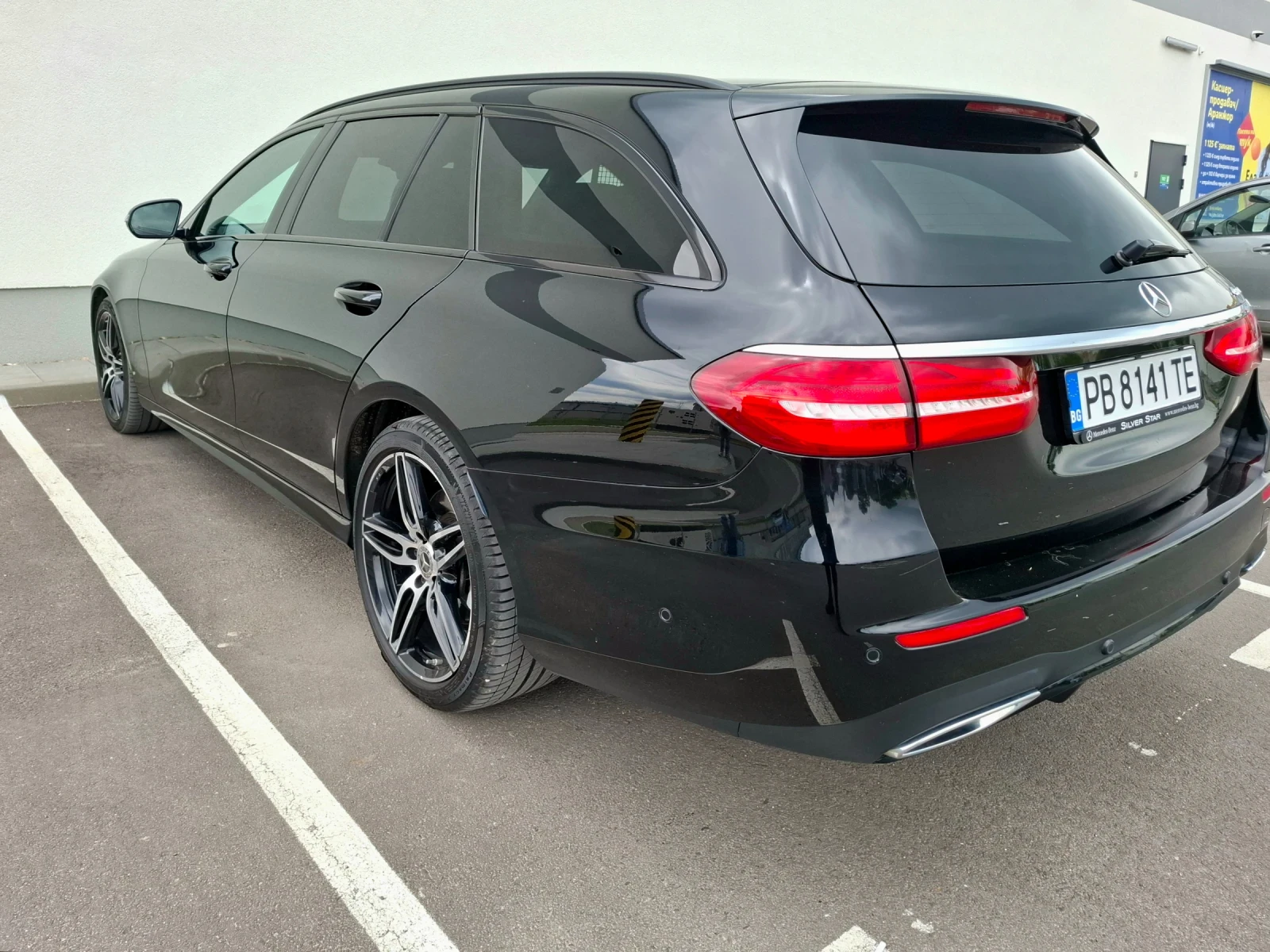 Mercedes-Benz E 350 АМG* 4MATIC, снимка 5 - Автомобили и джипове - 54876019