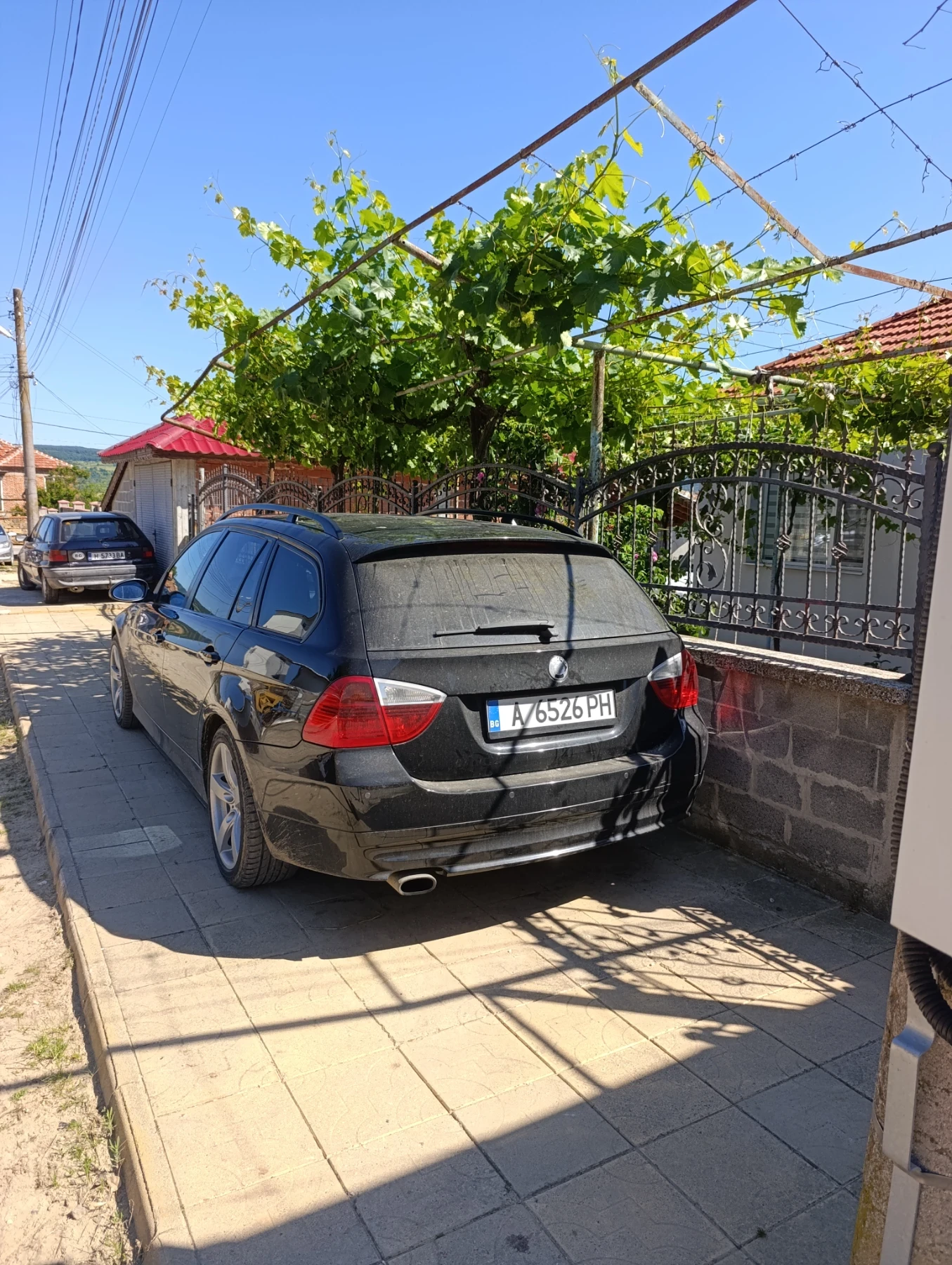 BMW 320, снимка 3 - Автомобили и джипове - 54945395