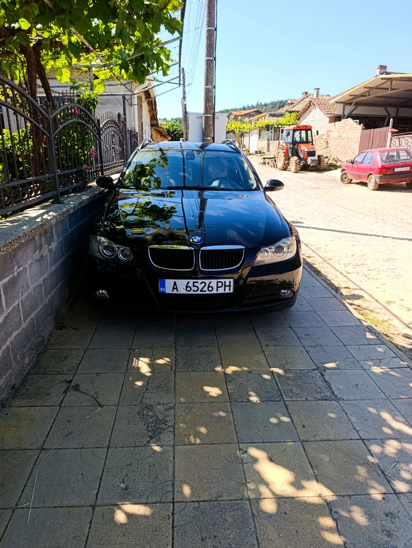 BMW 320, снимка 2 - Автомобили и джипове - 54945395