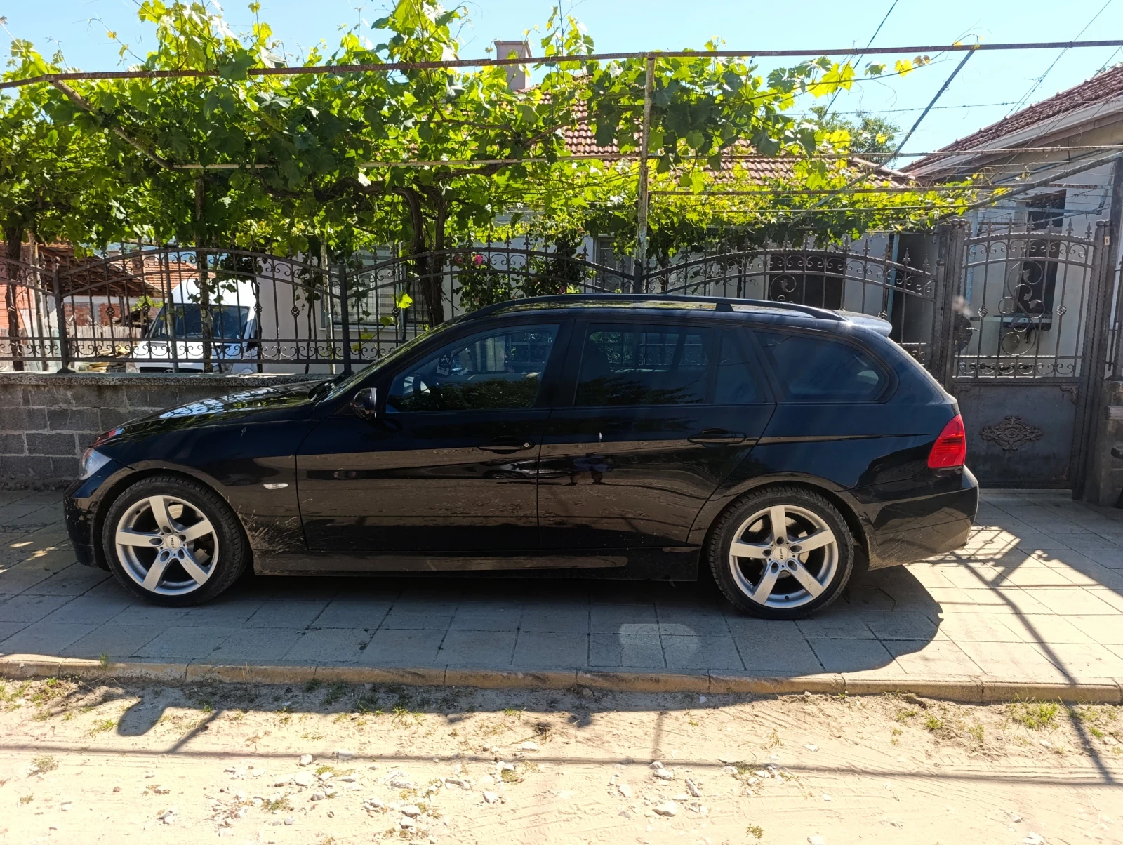 BMW 320, снимка 4 - Автомобили и джипове - 54945395