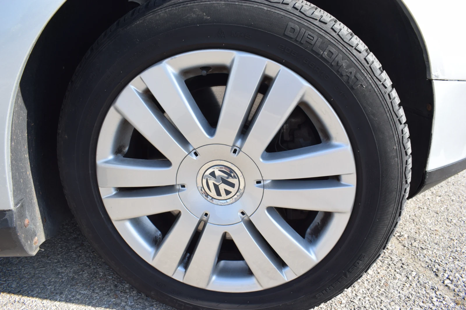 VW Passat TDI, снимка 16 - Автомобили и джипове - 55437991