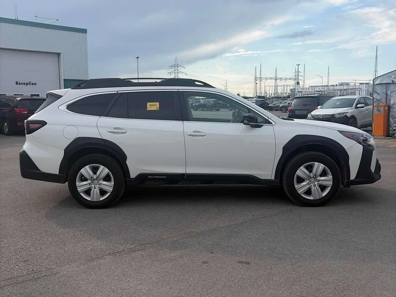 Subaru Outback * Convenience * CARFAX * ОПЦИЯ ЗА ФИНАНСИРАНЕ, снимка 3 - Автомобили и джипове - 55647575