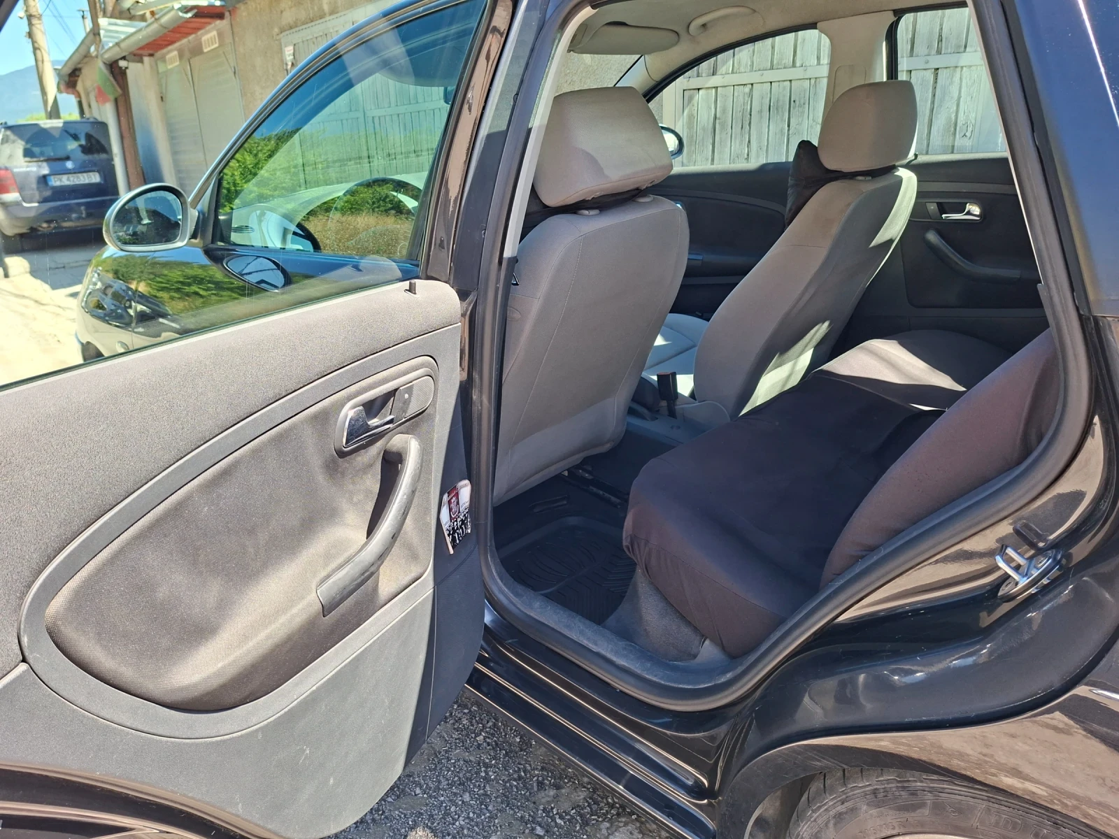 Seat Ibiza 1.4, снимка 10 - Автомобили и джипове - 55674334